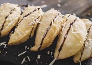 Holi 2022: Sweet festive memories!