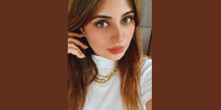 The beauty beast - Isha Nagra