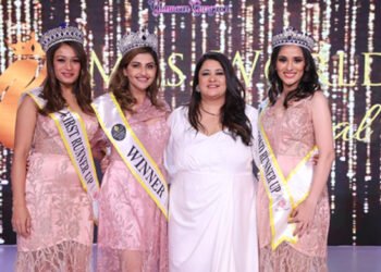 Barkha Nangia crowns Yasmin Mistry and Somya Banerjee as the Mrs. World International 2022