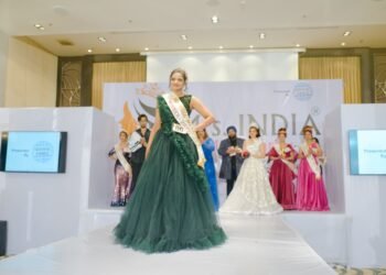 Dietician Vaishali Verma crowned as winner Mrs.INDIA My Identity 2022
