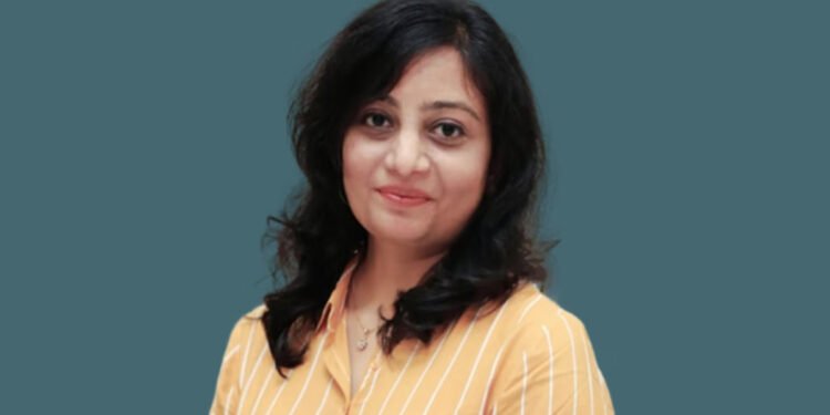 LXME launches disruptive campaign #BeLikeMissSanta