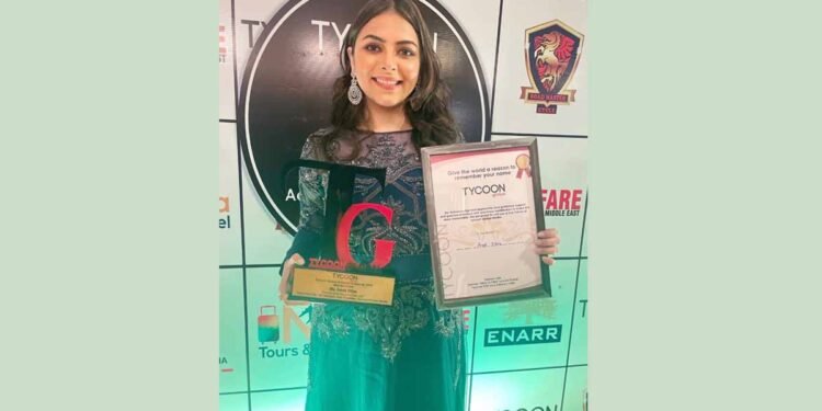 Farah Titina an Actor was honoured with the "Emerging Ad Queen of the Year" Award in the Tycoon Global Achievers Awards