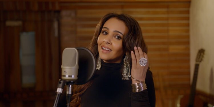 Suchitra Krishnamoorthi launches her new single Shararat