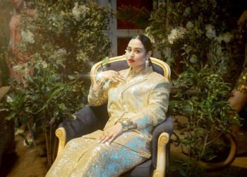 Shatakshi Sharma, Five Diamonds, Punjabi Pop, New Punjabi Singer, Female Punjabi singer, Indian Classical, Music Industry, Female Artist, Punjabi Pop Artist, Top Punjabi Artist, Top Punjabi Female Artist, International Punjabi Artist,